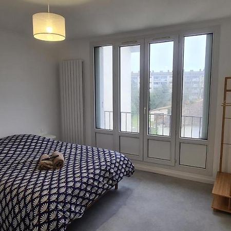 Private Room In Shared Apartment IV Beauvais Buitenkant foto